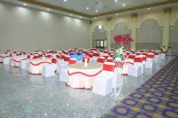 Gadiraju Palace Convention Centre & Hotel - 3 звезды