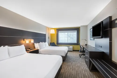 Holiday Inn Express & Suites Boston - Marlboro Hotels in Boxborough