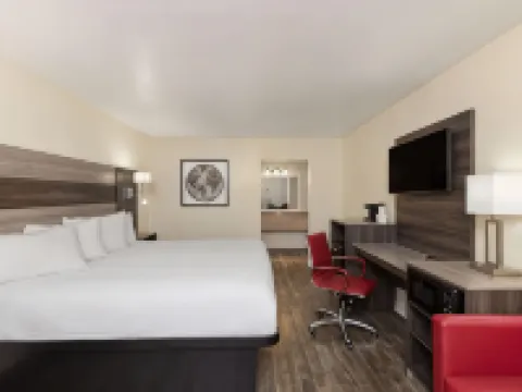Ramada by Wyndham Kingman Hotels in Kingman