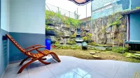 Homey Guesthouse Malang (Syariah) Hotel di Kauman