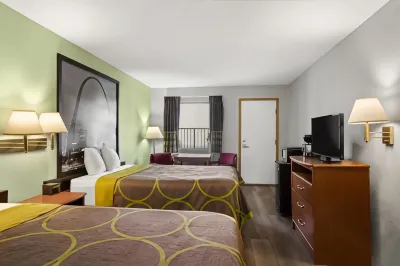 Super 8 by Wyndham Branson / Shepherd of the Hills Exwy Hotels in 