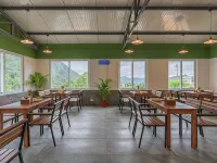 The Hosteller Kodaikanal - breakfast