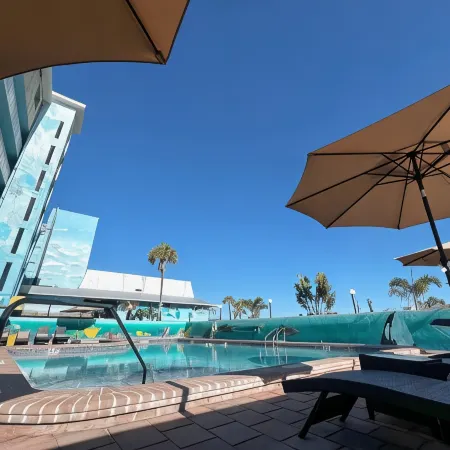 Lani Kai Island Resort