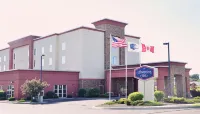Hampton Inn Watertown Hotel di Watertown