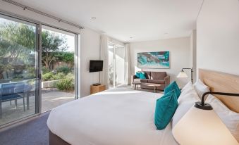 Smiths Beach Resort