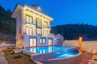 Monastery Suites Hotel - Infinity Pools