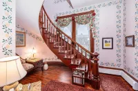 Sutherland House Victorian Bed and Breakfast Hotels in Canandaigua