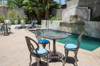 Park Plaza Bonaparte Boutique - Rooftop Pools
