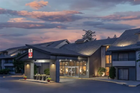 Best Western Plus Oak Harbor Hotel Conference Center