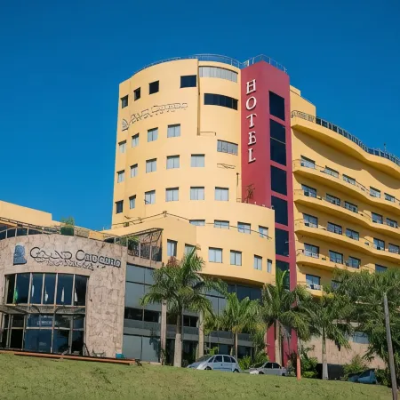 Grand Crucero Hotel