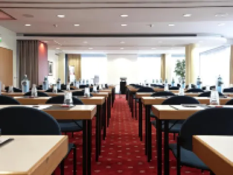 インターシティホテル シュヴェリン シュヴェリーンのホテル