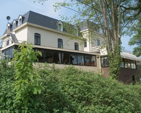 Hotel Restaurant Vijlerhof Hotels in Vaals