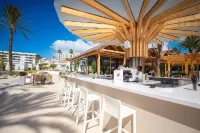 HL Miraflor Suites Hotel