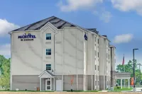 Microtel Inn & Suites by Wyndham Philadelphia Airport Ridley
