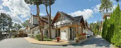 Universal Hotel Complex Hotels near Telegraph