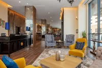 The Peregrine Omaha Downtown Curio Collection by Hilton - Pet friendly