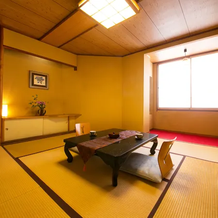 Ryouri Ryokan Watanabe Отели рядом с достопримечательностью «Парк Цурума»