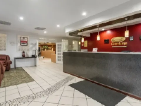 エコノ ロッジ ダグラス ダグラスのホテル