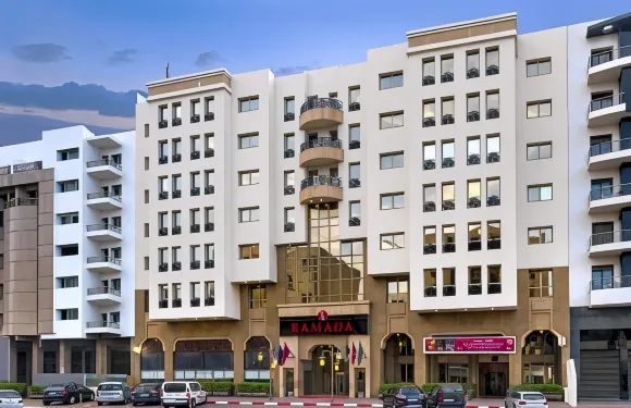 非斯温德姆華美達酒店