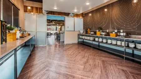 Best Western Premier Ankeny Hotel