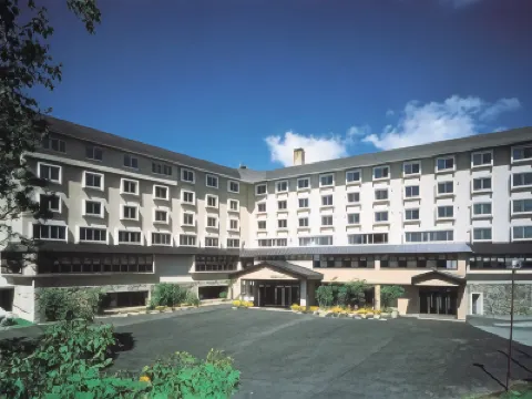 志賀百樂酒店 鄰近橫手山的酒店