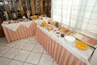 Hermes Delphi Hotel - breakfast