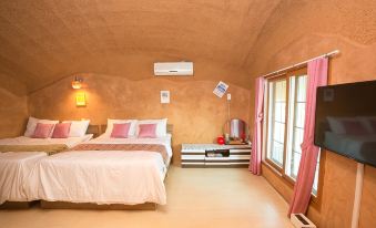 Taean Pension Tom and Jerry