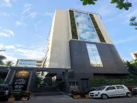 The Empresa Hotel Hotels near ISKCON