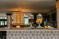Arcadian Hotel Brookline - 3-Star