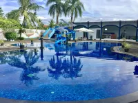 Mahkota Hotel - Rooftop Pools