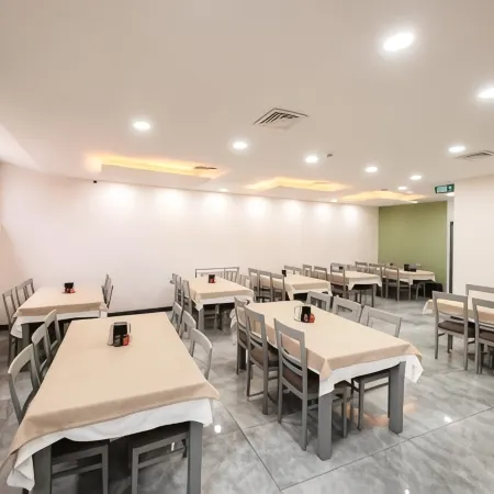 Polek Hotel