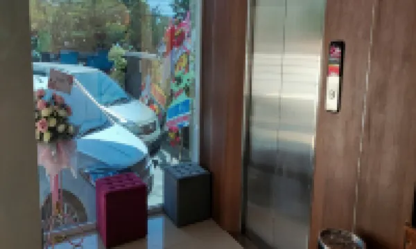 J&L Inn Semarang Hotels in North Semarang