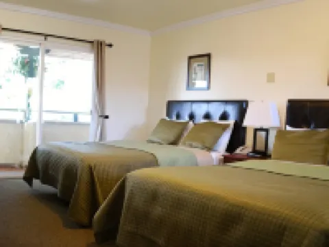Bella Capri Inn and Suites Hotels in Camarillo