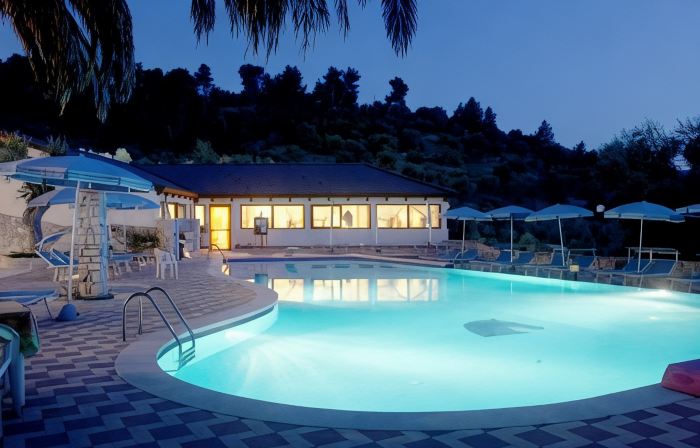 Agriturismo AgriCostella Vieste, Piscina e Parcheggio