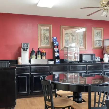 Econo Lodge Pine Bluff