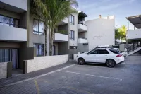Hillside Executive Accommodation - parcheggio