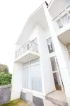 Batu Lawang Sikunir By Travelink - Hostels