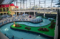 Bavarian Inn Lodge - Pools