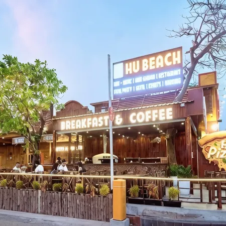 HU BEACH VUNG TAU HOTEL Отели рядом с достопримечательностью «Пляж Бэк»