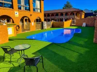 Cumberland Motor Inn - Uima-altaat