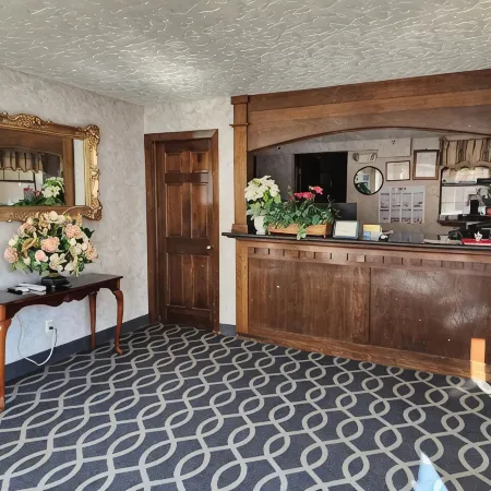 Executive Inn