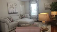 Magnolia Hideaway 2-BR Apt in center of Town of Colonial Beach