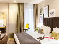 Holiday Inn MILAN - GARIBALDI STATION by IHG Отели рядом с достопримечательностью «Жилой комплекс «Вертикальный лес»»