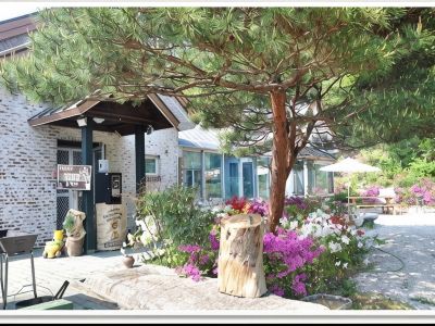Wanju Moonlight Pension