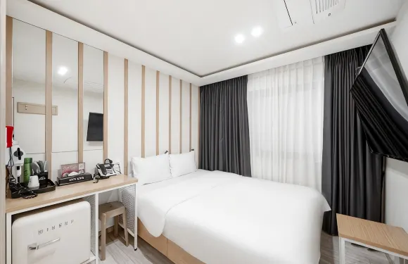YAJA酒店，位於無等山