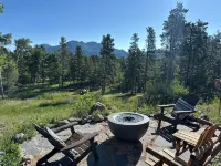 The Outlook-Golden Gate Canyon, Black Hawk3BR/2BA mountain home sleeps 6 guests - Wifi