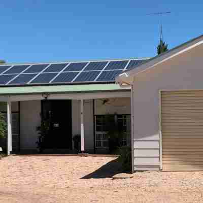 Casa Moon-taEntire home in Moonta Bay, Australia Hotel Exterior