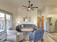 Downtown condo with Mt. Princeton view Ξενοδοχεία στην πόλη Buena Vista