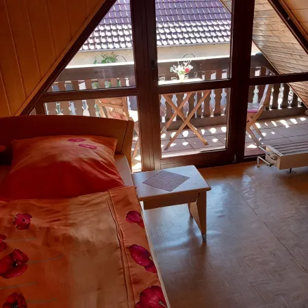 Vacation home Kleine Einkehr - comfortable & quiet in Waren (Müritz), with balcony Отели в г. Варен