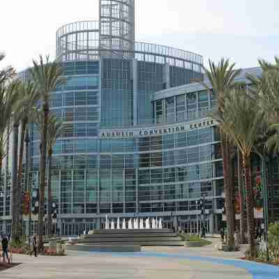 Delta Hotels Anaheim Garden Grove Hotel Exterior